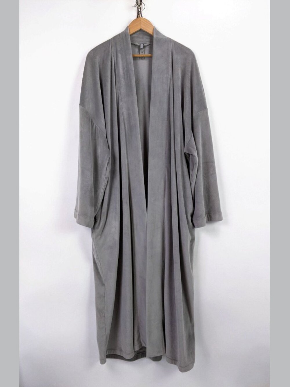 SKIMS Gray Soft Velour Fleece Wrap Robe Lounge Wear Size M